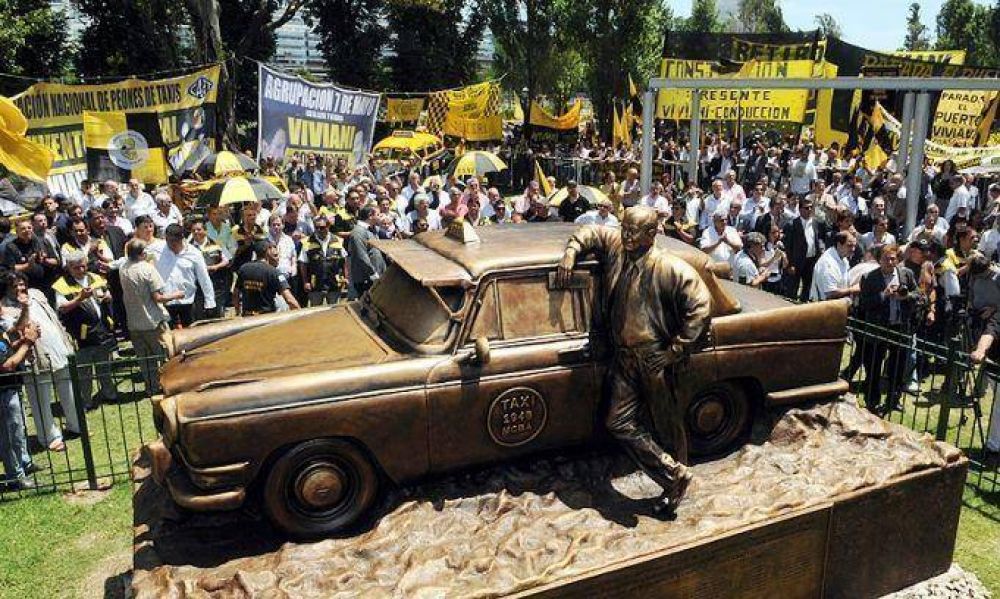 Taxistas: como el Obelisco y el tango, emblema de la ciudad