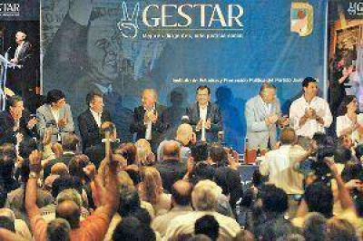 Contundente apoyo de Zamora y del PJ nacional a la gesti�n de Cristina 