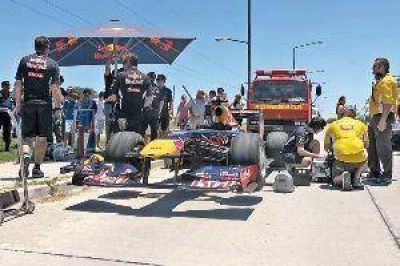 Hoy se exhibir� el F1 Red Bull en los salones del F�rum 