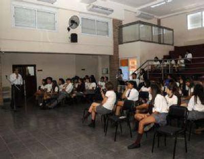Los alumnos presentaron un proyecto sobre las �picadas� 