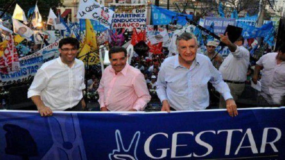 Contundente pronunciamiento del PJ en respaldo a Cristina    
