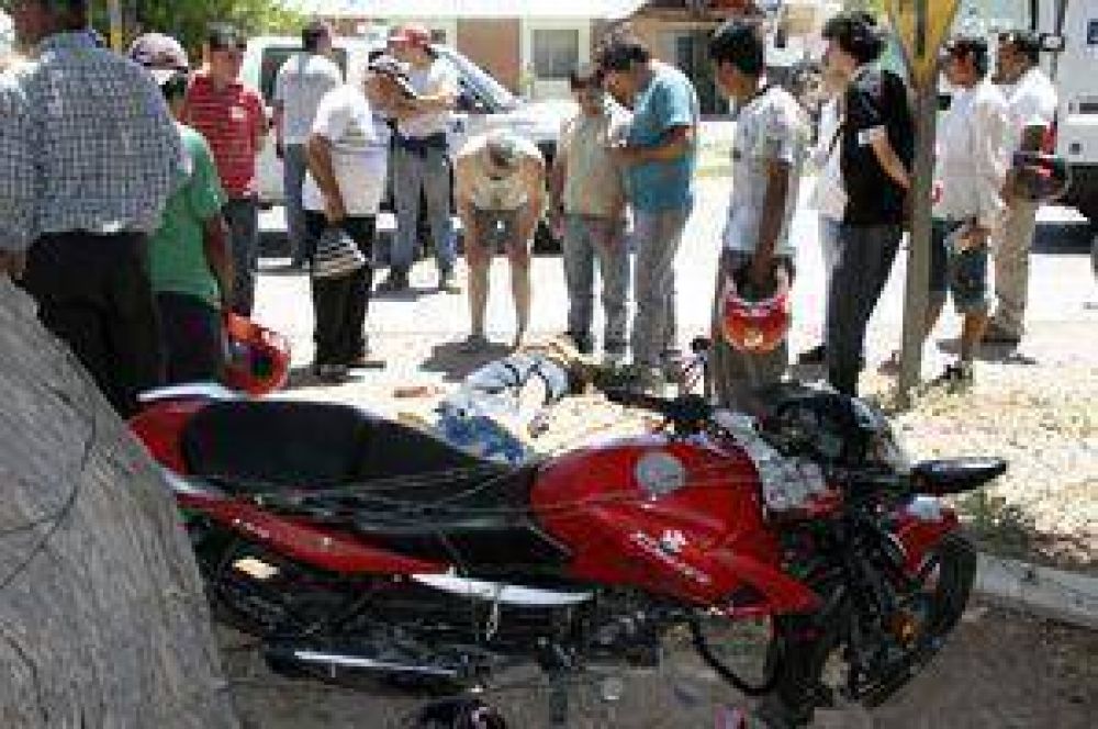 Un anciano fue arrollado por un motociclista y falleci� 