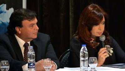 "Cuando hay un pa�s que se desendeuda, no puede haber una provincia que d�a a d�a se siga endeudando" 
