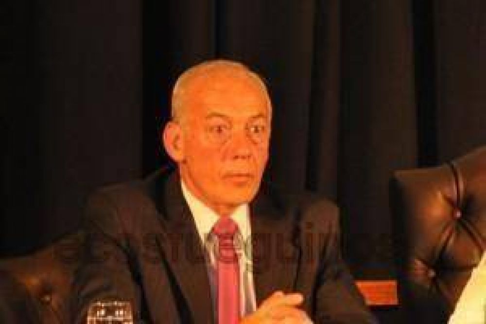El vicegobernador Crocianelli envuelto en un presunto caso de estafa  