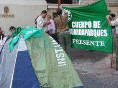 Los guardaparques vuelven a trabajar