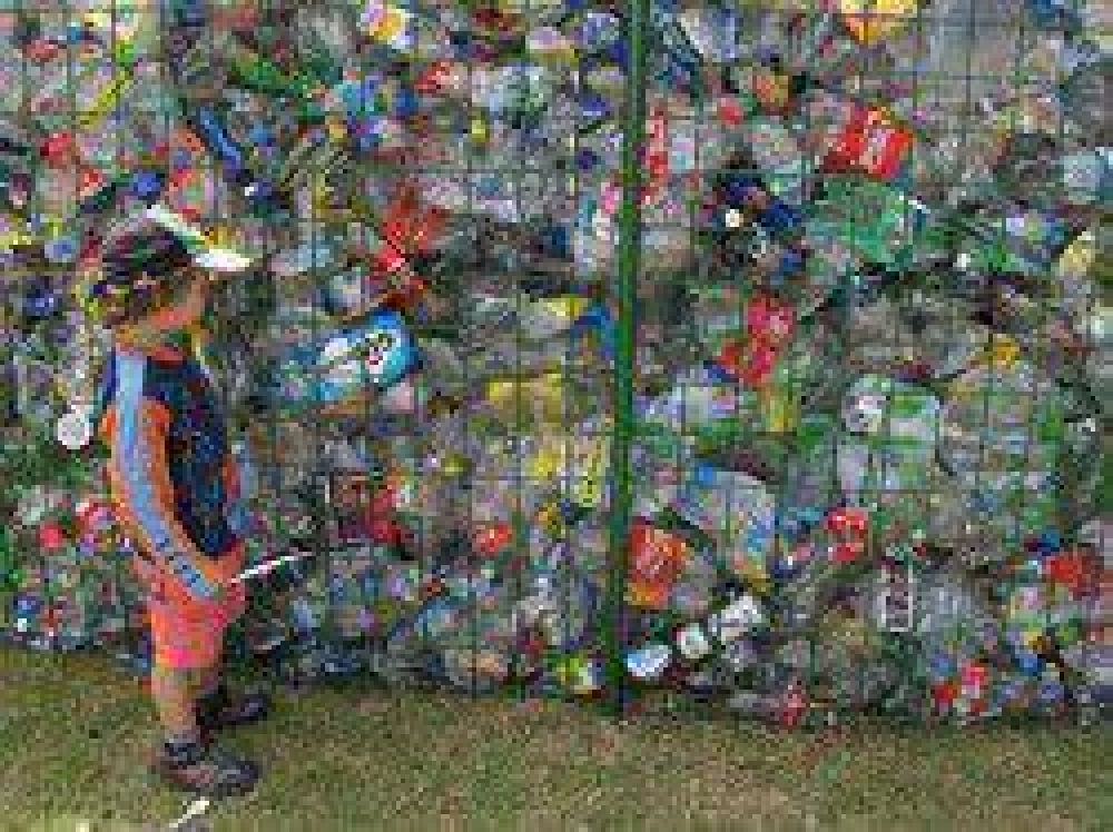 Se desechan 8 mil botellas pl�sticas por d�a