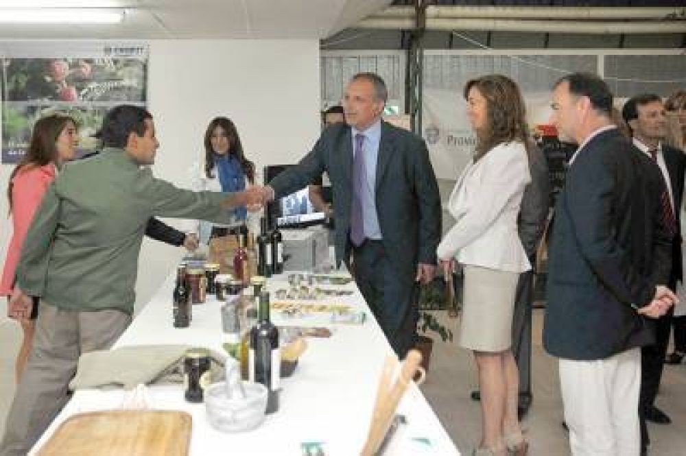 Buzzi inst� a seguir sosteniendo el esfuerzo para concretar los sue�os