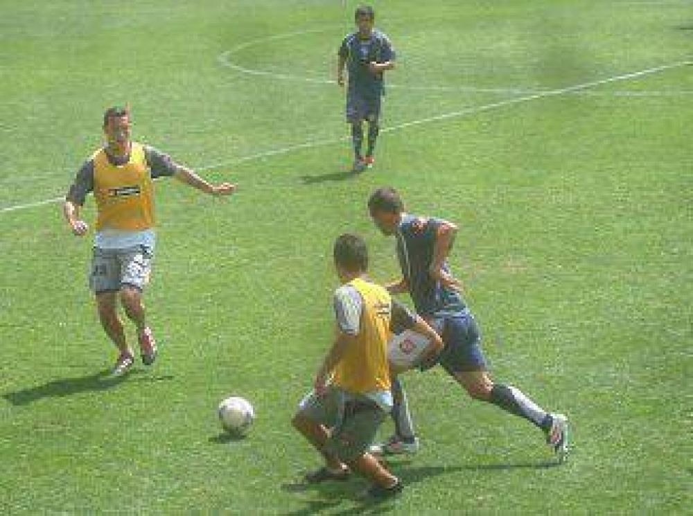 Quilmes hizo f�tbol y De Felippe realiz� cuatro modificaciones