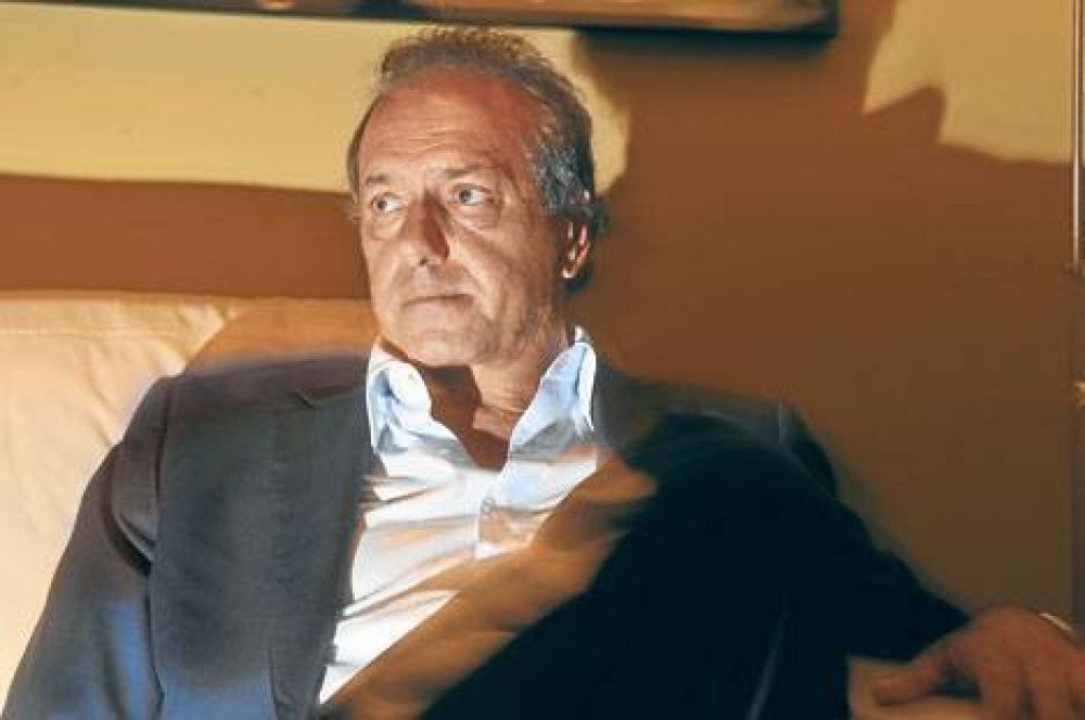 Scioli cree en el 'fin de ciclo' del kirchnerismo y acelera sus pasos