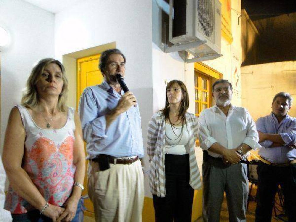 Schiavoni: "Macri y el Pro se consolidan en todo el pa�s como alternativa a los K" 