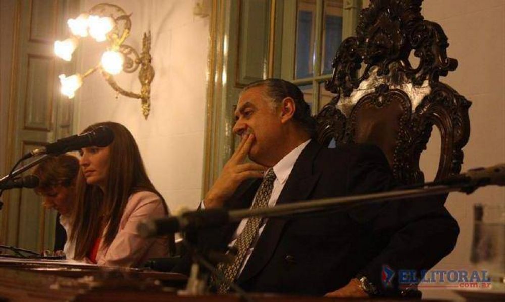 El kirchnerismo confirm� que apoyar� la re-re de Cassani 