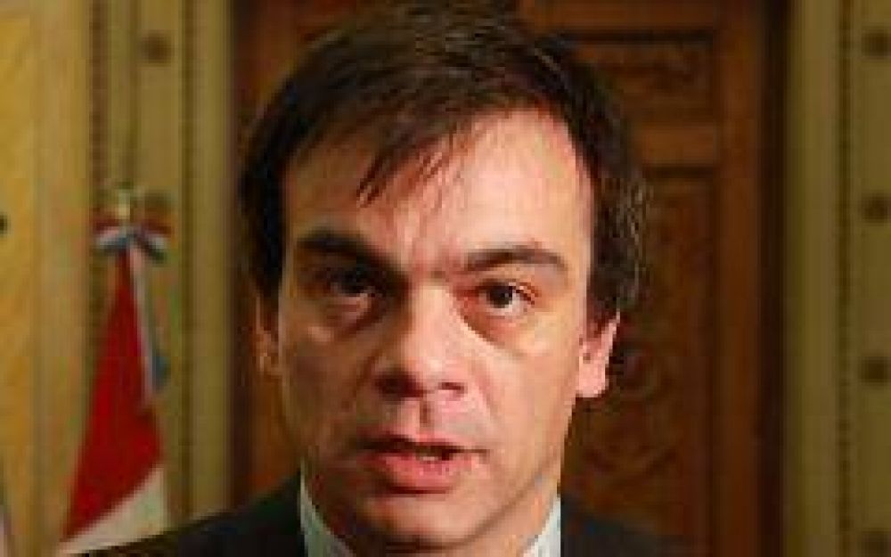 �Defenderemos la designaci�n de funcionarios por concurso� 