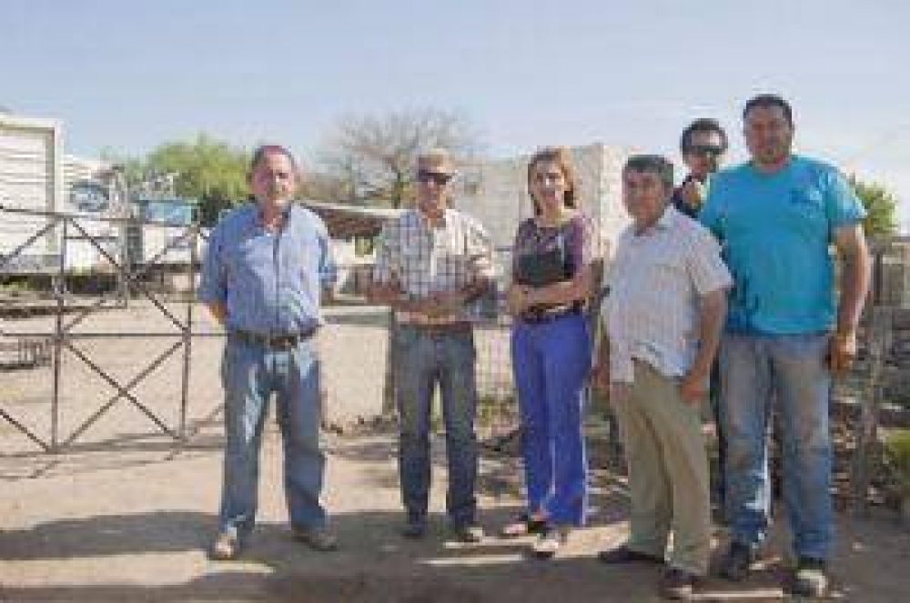 Se agrava la situaci�n en Chumbicha: vecinos amenazan con cortar la ruta 