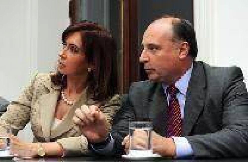Juez llam� a sus concejales a trabajar en la campa�a