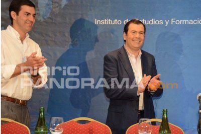 Zamora dijo sentirse "muy honrado" de poder recibir al Gestar en la provincia 