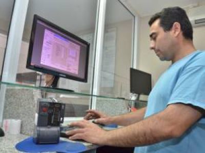Entr� en vigencia el aumento del 25% en la tarifa de taxis 
