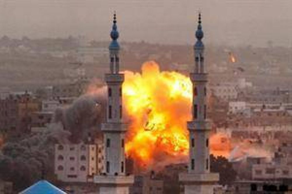 Israel redobl� su ofensiva a�rea sobre Gaza