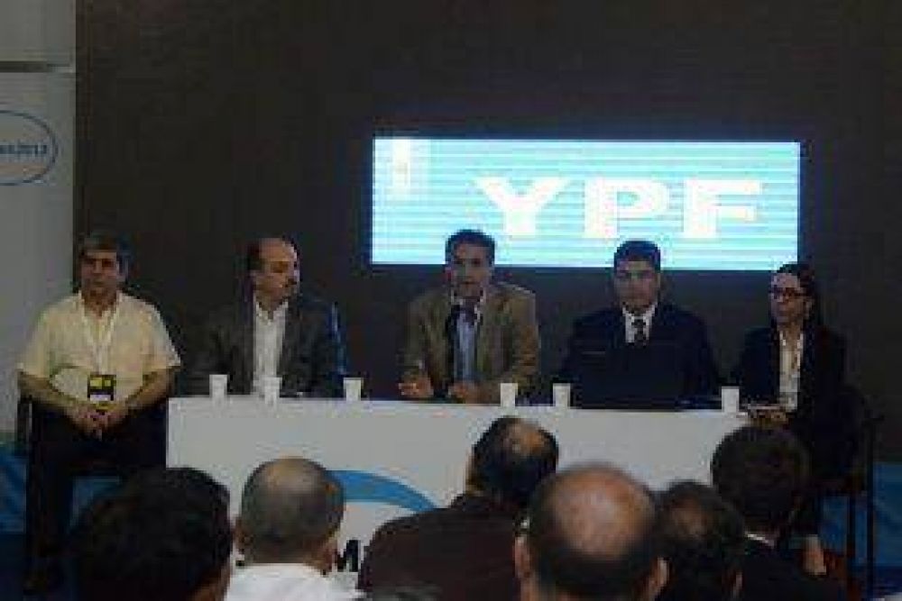 San Martn impulsa que las PyMEs sean proveedoras de YPF