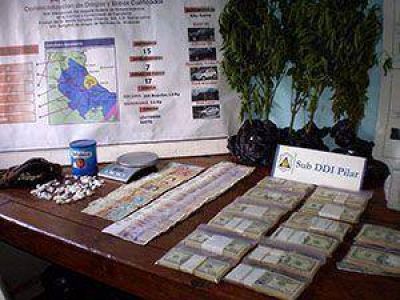 Desbarataron banda narco liderada por un barrabrava de Boca