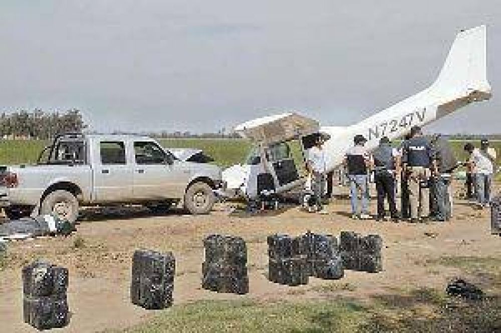 Narcos roban nave en Misiones y habr�an trasladado droga a Santiago