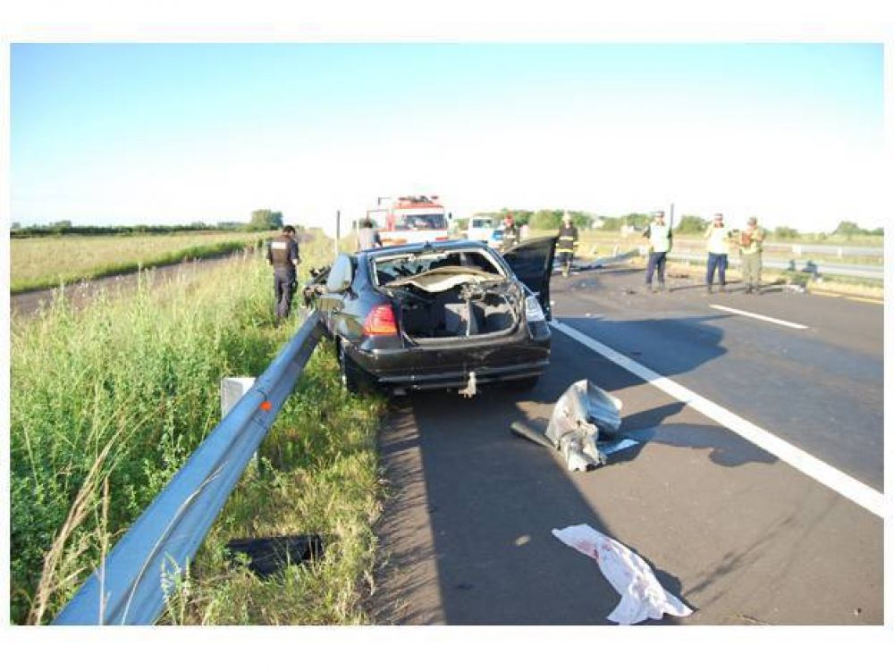 Muri� un automovilista que despist� en la ruta 14