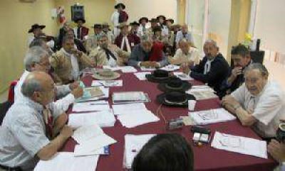 Hubo una reuni�n de Federaciones Gauchas