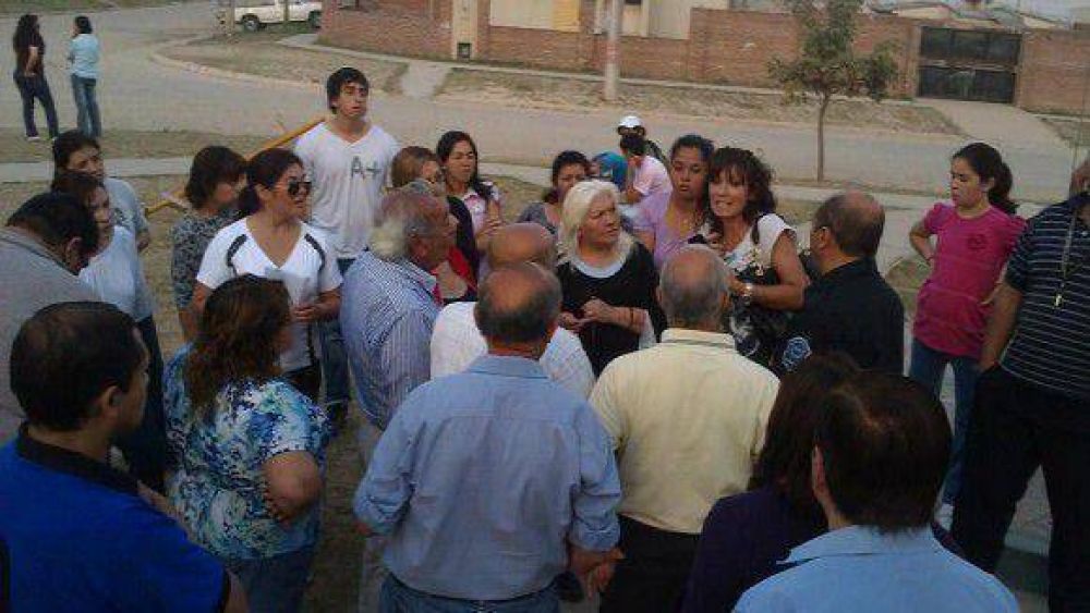 Vecinos de Lomas de Taf�, en pie de guerra por el aumento de las cuotas  