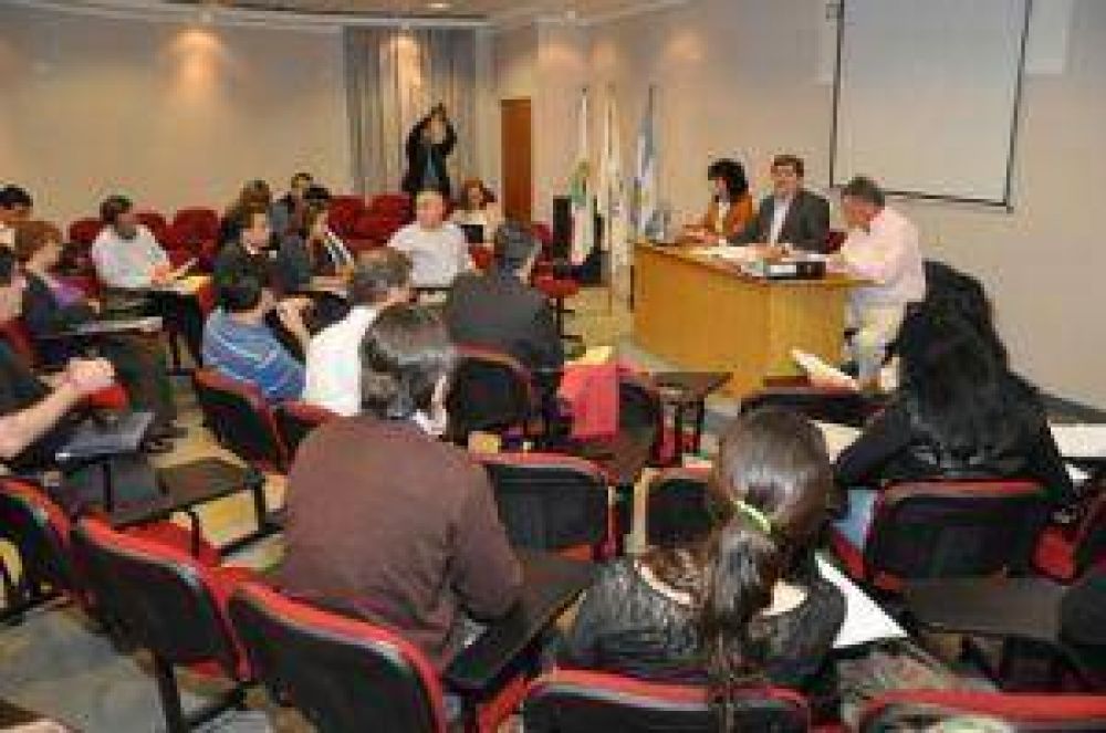 Hoy presentan un proyecto de reforma procesal penal que permitir� a la Justicia mayor efectividad