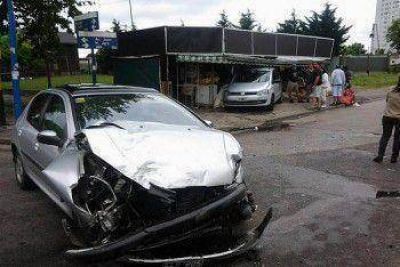 Violento choque en Luro y Jara
