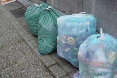 Requieren la colocaci�n de m�s cestos para depositar los residuos