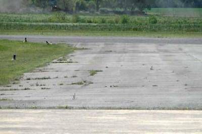 Siete meses sin pista operable en el Aer�dromo