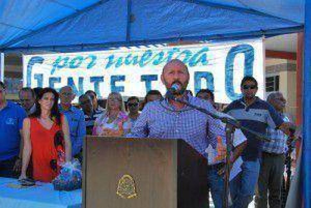 �Nuestro movimiento no necesita de elites iluminadas�, dijo Insfr�n