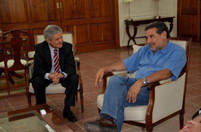 Beder Herrera recibi� a la c�pula directiva del grupo Fiat