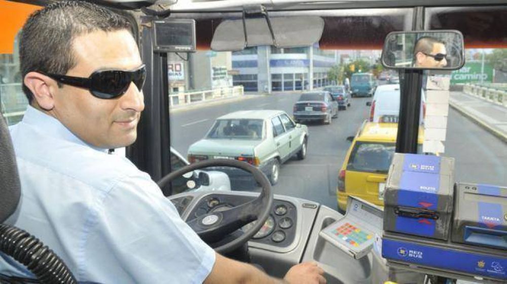 Los autos usan el 75 por ciento de las principales arterias