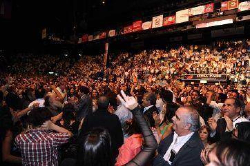 Se realiz� el pre estreno de la pel�cula de K