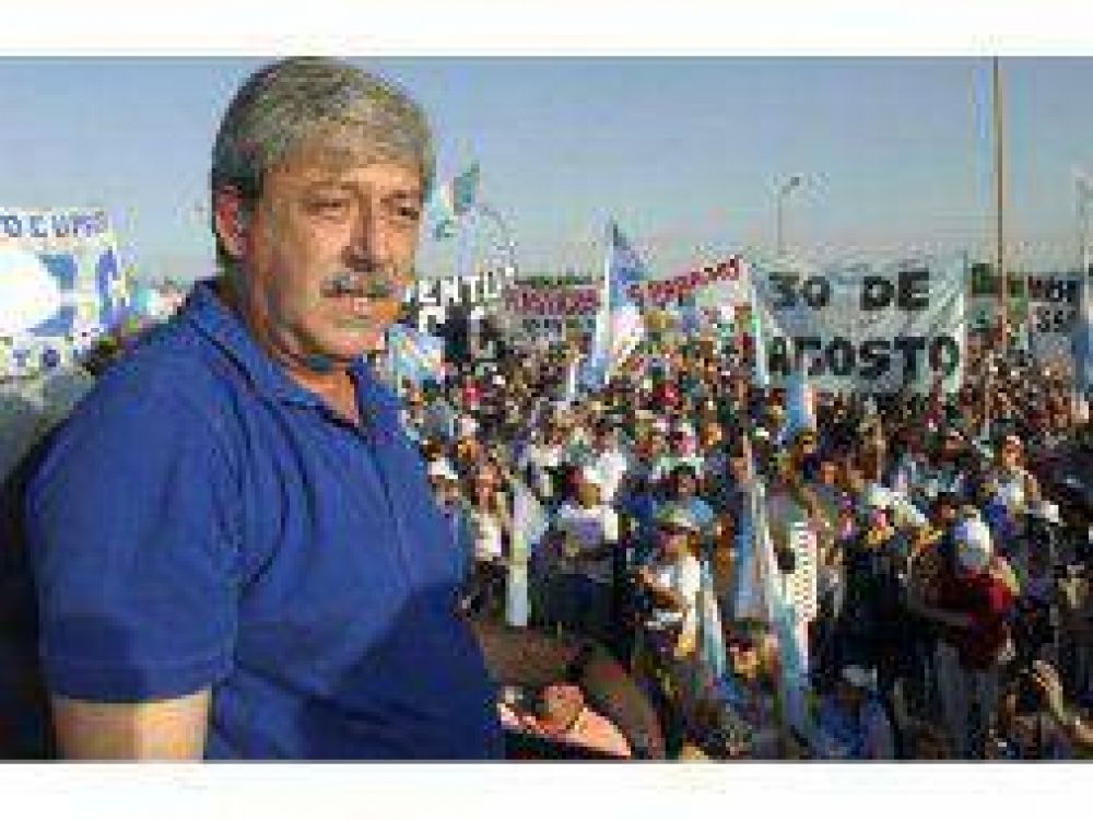 #20N: Seg�n Buzzi, habr� "piquetes al estilo del 2008"