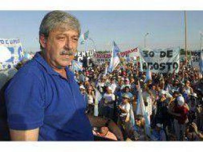 #20N: Seg�n Buzzi, habr� "piquetes al estilo del 2008"
