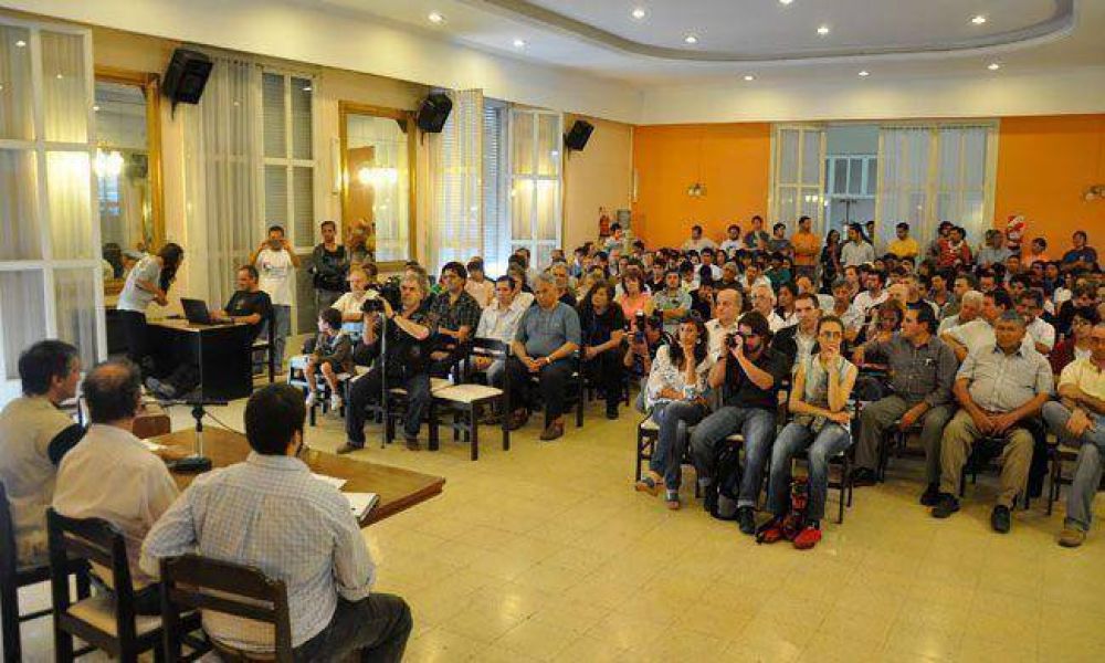 Foro de la Ley de Medios: �El desaf�o es construir el 7D�