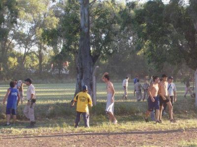 Serios incidentes entre la polic�a e hinchas de All Boys y Anguilense