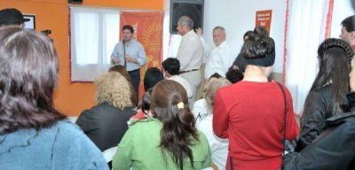 Melella encabez� el lanzamiento del programa de participaci�n vecinal en el barrio CGT