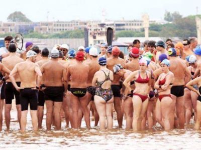 Nadadores de aguas abiertas piden m�s seguridad en el Paran�