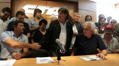 Dura reacci�n del Gobierno ante el paro