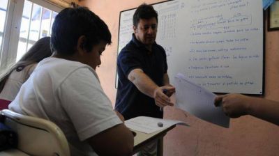 Preparar una materia cuesta hasta $ 1.200