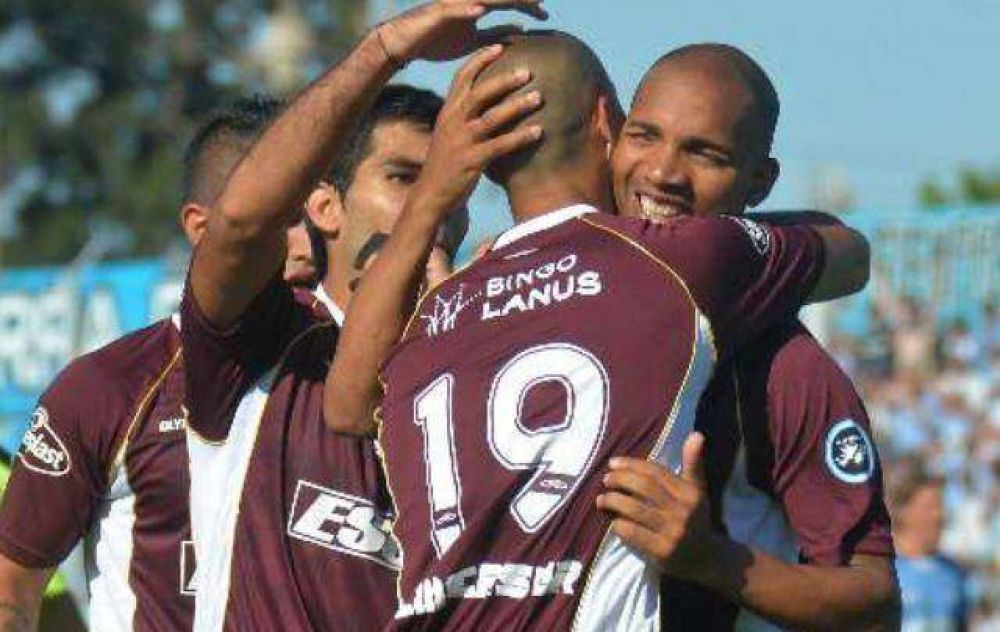 Lan�s venci� a Belgrano y se subi� a la punta del campeonato