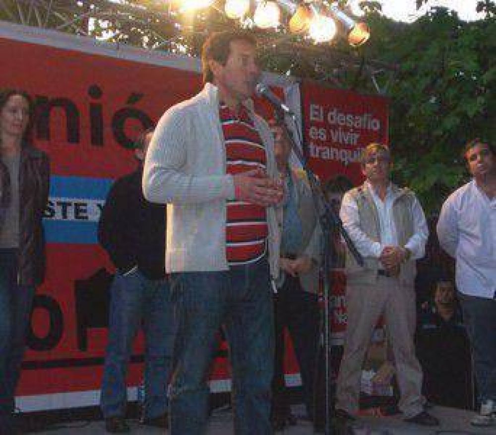 Rozas: �La unidad de los que somos oposici�n es clave para que se pueda armar la mejor alternativa"