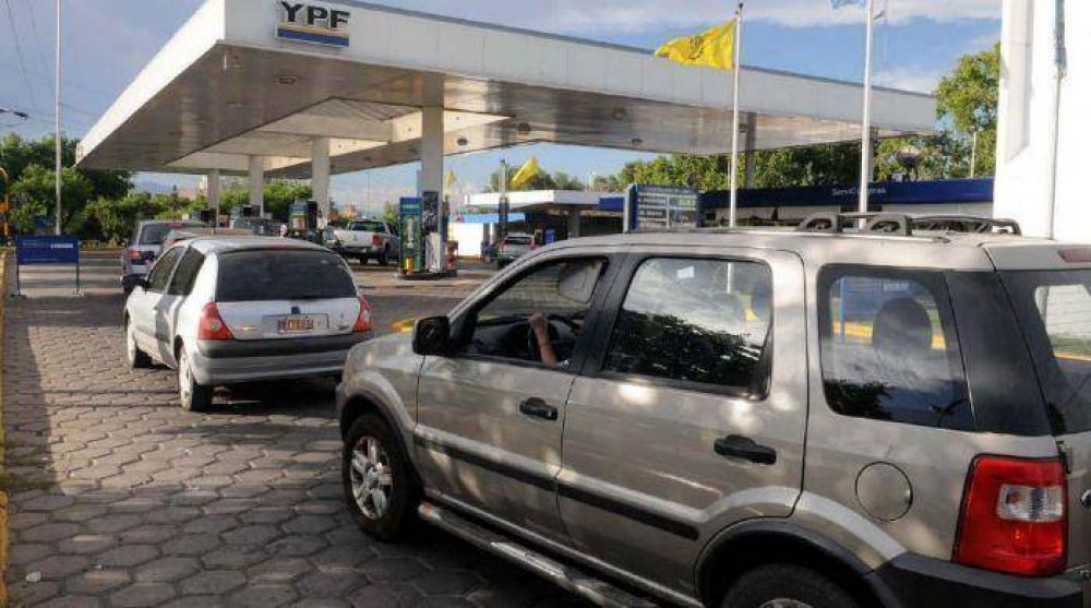 Sin hospitales, bancos y micros en el primer paro al Gobierno 