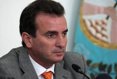 P�rez pas� para el 2013 la decisi�n sobre el desdoblamiento, critic� a Cobos y a Cornejo 