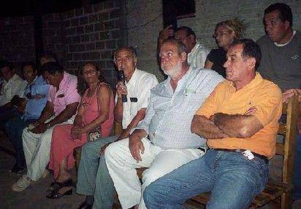 PJ Lapace�o: Autocr�tica hist�rica.