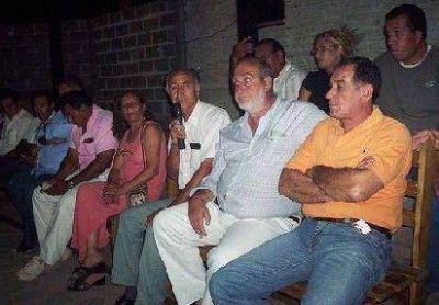 PJ Lapace�o: Autocr�tica hist�rica.