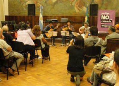 Se realiz� la apertura de la Cuarta Muestra de Arte 2012